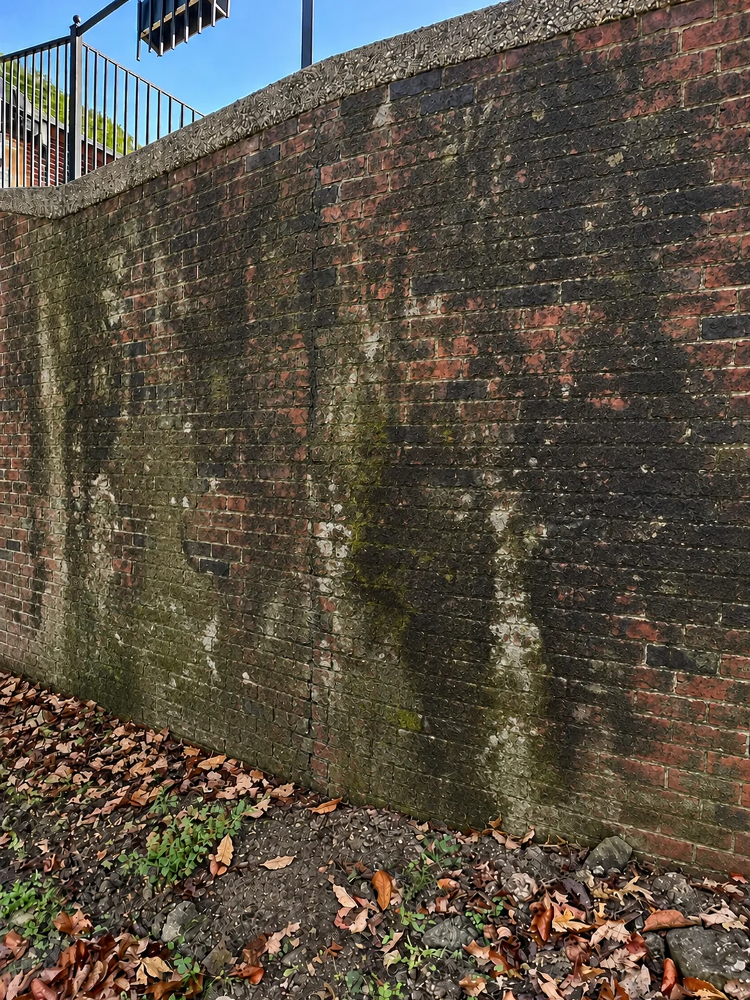 Dirty brick before cleaning